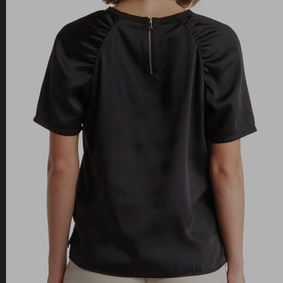 DKNY Ruched short SLEEVE TOP - Picture 2 of 6